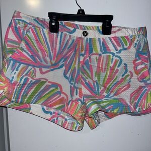Lilly Pulitzer Women's Colorful Shell Print Seersucker Shorts Size 6 Addie